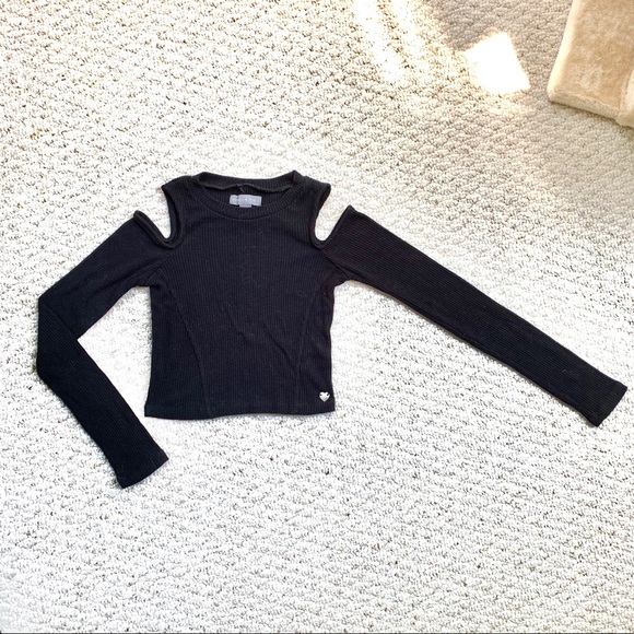 Kendall & Kylie Cold Shoulder Crop Top - Picture 2 of 7